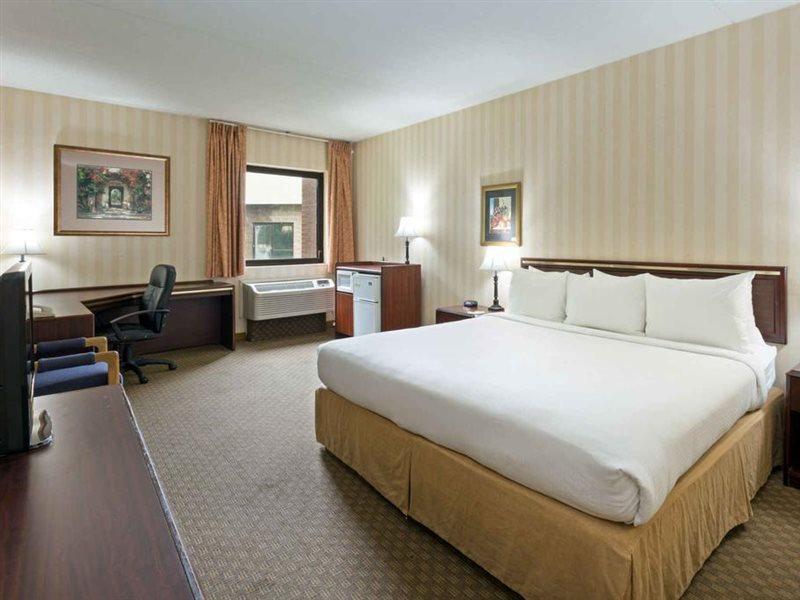 Days Inn & Suites By Wyndham Northwest Indianapolis Kültér fotó